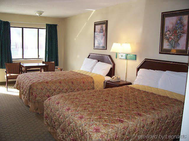 Executive Inn Ferry Pass Екстериор снимка