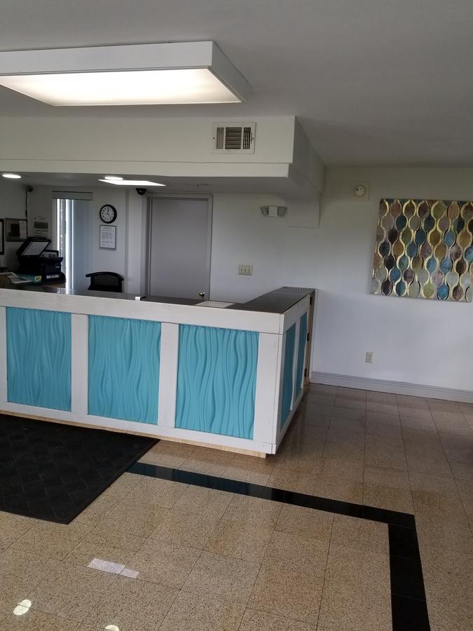 Executive Inn Ferry Pass Екстериор снимка