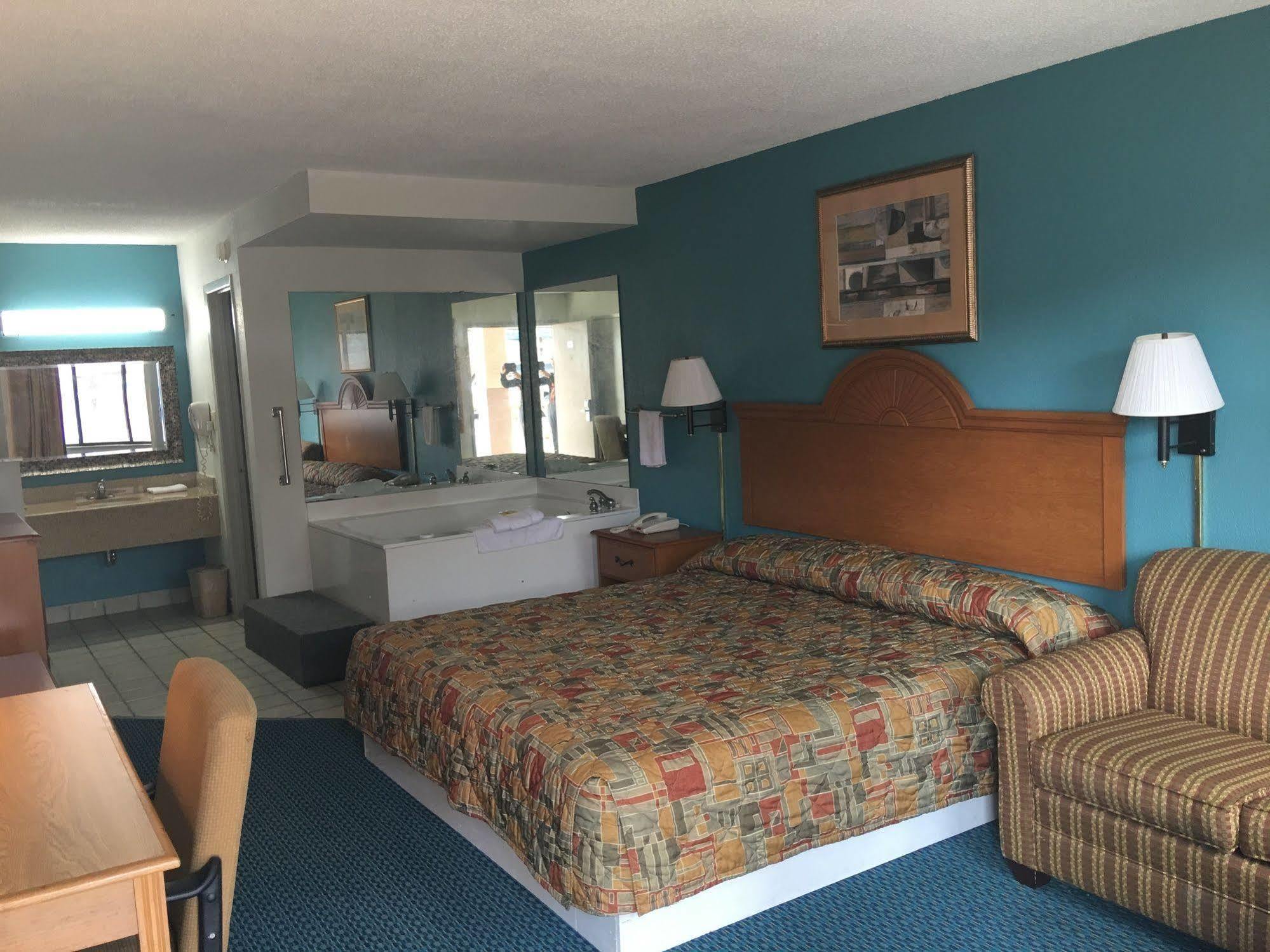 Executive Inn Ferry Pass Екстериор снимка